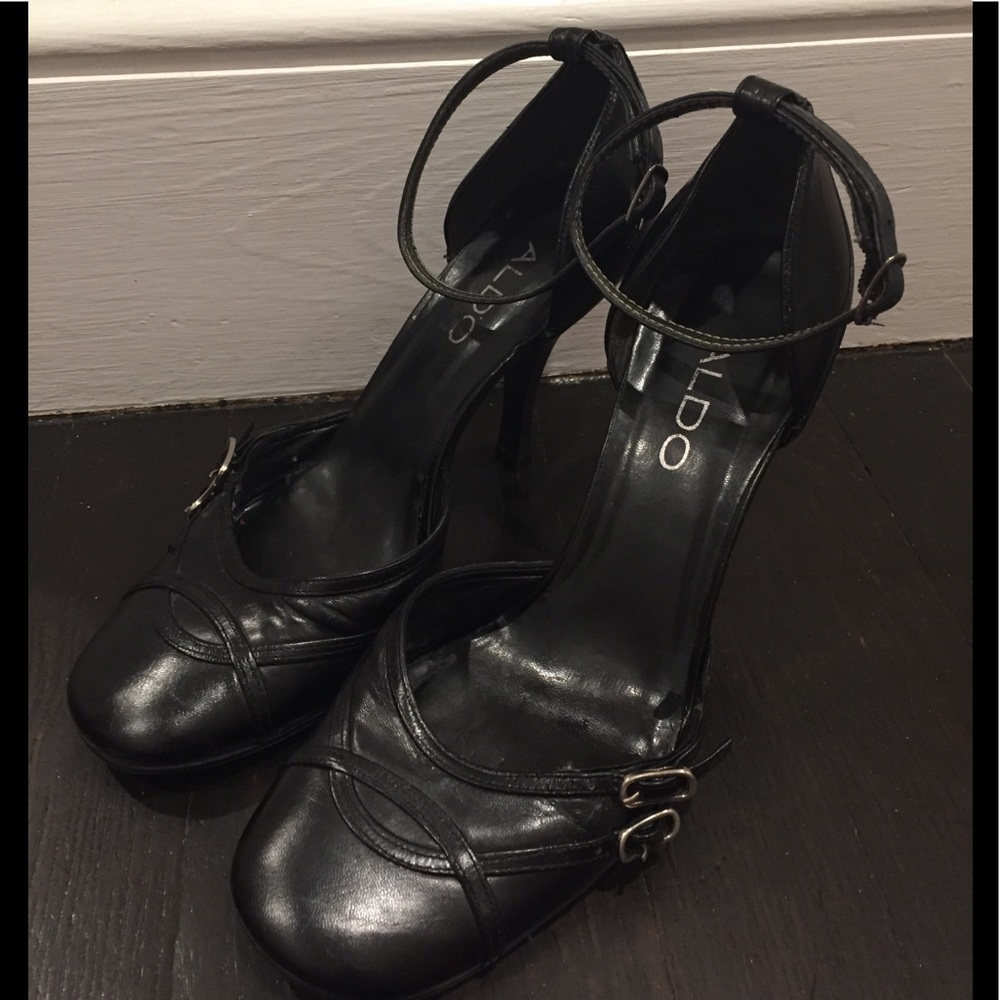 Aldo black leather side buckle ankle strap shoes